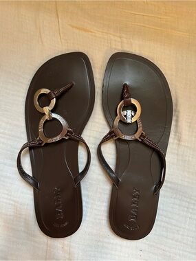 Bally Dark Brown Leather Thong Sandals with Silver Ring Detail